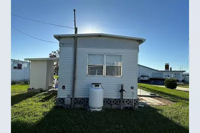 227 Inner Drive E, Venice, FL 34285 - Photo 19