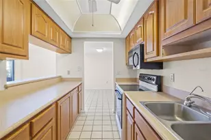 6906 Woodwind Dr, Sarasota, FL 34231 - Photo 11