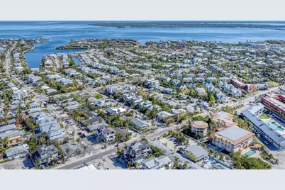 6405 Gulf Drive, Holmes Beach, FL 34217 - Photo 37