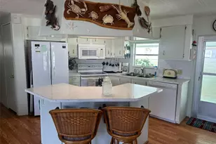 660 Water Lily Dr, Venice, FL 34293 - Photo 5