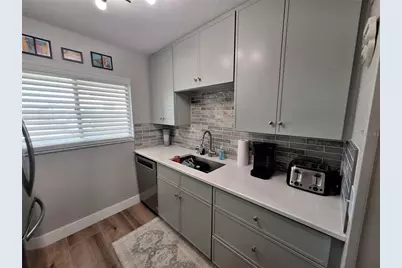 708 Tamiami Trail S #320, Venice, FL 34285 - Photo 7