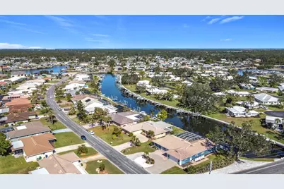 4 Windsor Drive, Englewood, FL 34223 - Photo 11