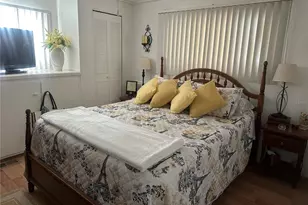 540 Water Lily Dr, Venice, FL 34293 - Photo 9