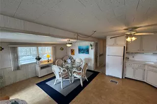 611 50th Ave Dr W, Bradenton, FL 34207 - Photo 5