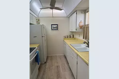 232 Saint Augustine Avenue #404, Venice, FL 34285 - Photo 7