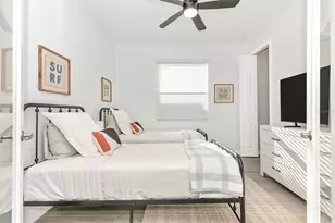 17672 Santorini Ct, Venice, FL 34293 - Photo 37