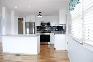 808 S Green Cir, Venice, FL 34285 - Photo 7