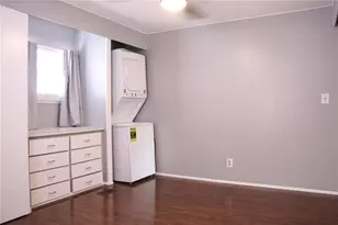 808 S Green Cir, Venice, FL 34285 - Photo 15