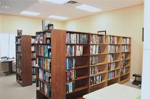 808 S Green Cir, Venice, FL 34285 - Photo 37