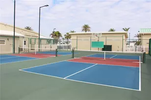 808 S Green Cir, Venice, FL 34285 - Photo 39