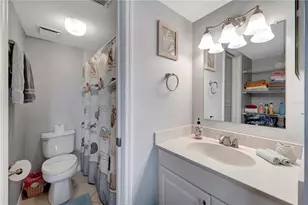 436 Cerromar Ln, Venice, FL 34293 - Photo 17