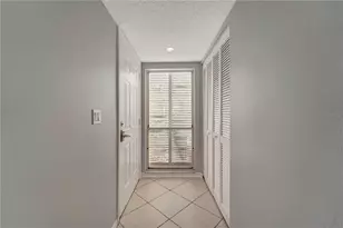 436 Cerromar Ln, Venice, FL 34293 - Photo 19