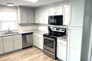 28 Castaway Ct, North Port, FL 34287 - Photo 9