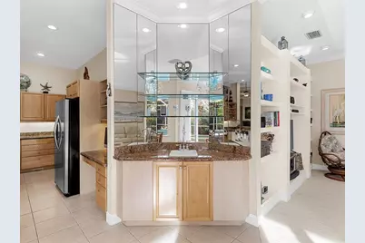 5031 Bella Terra Drive, Venice, FL 34293 - Photo 19