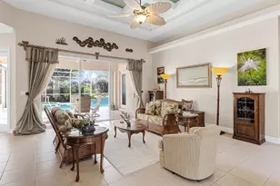 5031 Bella Terra Dr, Venice, FL 34293 - Photo 9