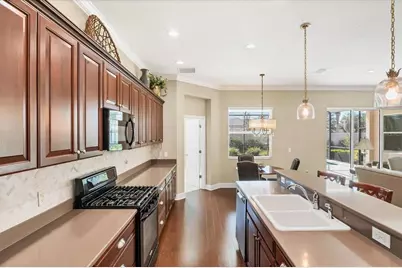 357 Marsh Creek Road, Venice, FL 34292 - Photo 11