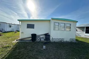 269 Outer Dr, Venice, FL 34285 - Photo 15