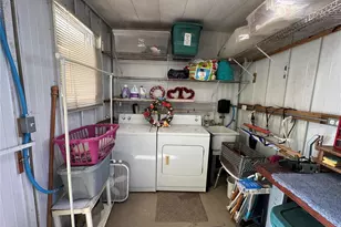 269 Outer Dr, Venice, FL 34285 - Photo 13