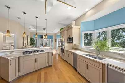 746 Eagle Point Drive, Venice, FL 34285 - Photo 5