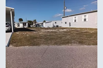 604 N Waterway, Venice, FL 34285 - Photo 1