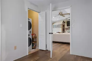 397 Flamingo Dr, Venice, FL 34285 - Photo 43