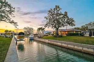641 Bayshore Rd, Nokomis, FL 34275 - Photo 51