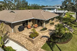 641 Bayshore Rd, Nokomis, FL 34275 - Photo 11