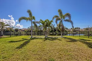 8969 Mondial Ct, Venice, FL 34293 - Photo 23