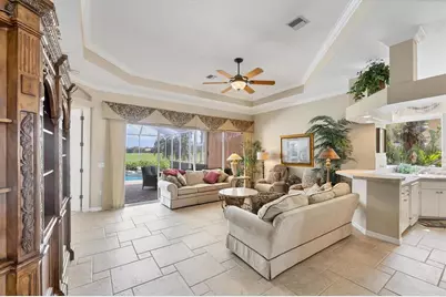 560 Misty Pine Drive, Venice, FL 34292 - Photo 9