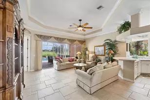 560 Misty Pine Dr, Venice, FL 34292 - Photo 9