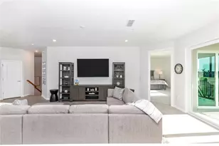 17560 Boracay Ct, Venice, FL 34293 - Photo 7