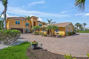 471 Bayshore Rd, Nokomis, FL 34275 - Photo 9