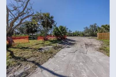 500 Canal Way, Nokomis, FL 34275 - Photo 13