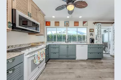 601 Apalachicola Road, Venice, FL 34285 - Photo 11