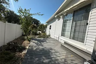 730 Gloriosa Rd, Venice, FL 34293 - Photo 17