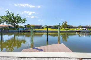 51 Oakwood Dr N, Englewood, FL 34223 - Photo 31