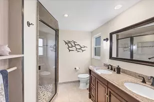 51 Oakwood Dr N, Englewood, FL 34223 - Photo 21