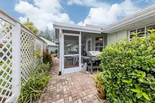 503 Clubside Cir, Venice, FL 34293 - Photo 25