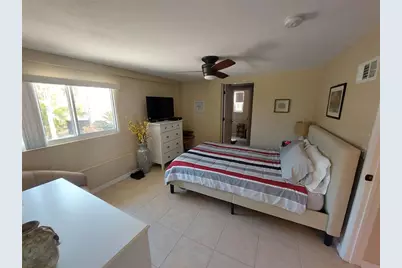 1541 Crest Drive, Englewood, FL 34223 - Photo 9