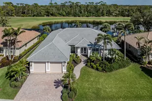 692 Egret Walk Ln, Venice, FL 34292 - Photo 1