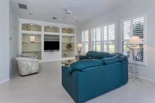 692 Egret Walk Ln, Venice, FL 34292 - Photo 17