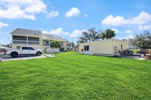 109 Bayshore Rd, Nokomis, FL 34275 - Photo 49