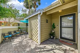 3008 Sail Pointe Cir, Venice, FL 34293 - Photo 5