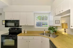 3008 Sail Pointe Cir, Venice, FL 34293 - Photo 23