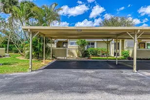 3008 Sail Pointe Cir, Venice, FL 34293 - Photo 7