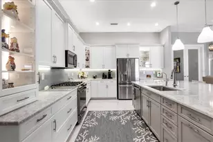 226 W Pine Valley Ln, Rotonda West, FL 33947 - Photo 17