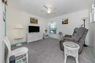 1041 Capri Isles Blvd, Venice, FL 34292 - Photo 19