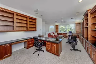 101 Portofino Dr, North Venice, FL 34275 - Photo 29