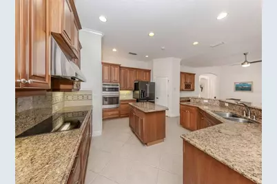 101 Portofino Drive, North Venice, FL 34275 - Photo 15