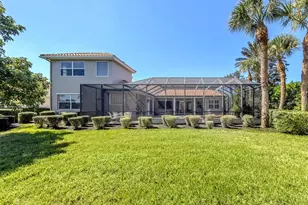 101 Portofino Dr, North Venice, FL 34275 - Photo 35